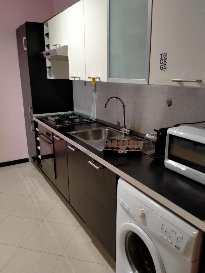 Apartament Airport Alexander Genua Zewnętrze zdjęcie