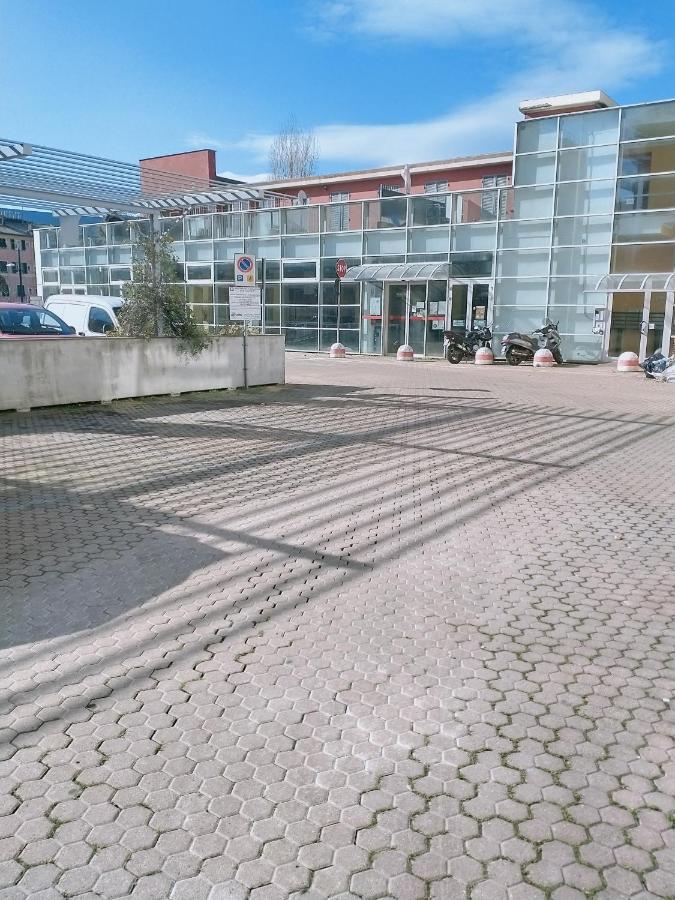 Apartament Airport Alexander Genua Zewnętrze zdjęcie