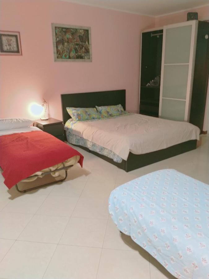 Apartament Airport Alexander Genua Zewnętrze zdjęcie